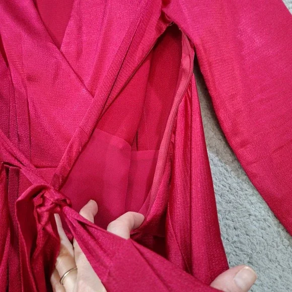 Equipment Adisa pink satin asymmetrical wrap style dress 0 Feminine Office - Picture 10 of 10